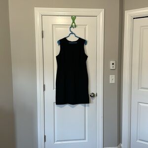 Elegant Black Sleeveless Dress